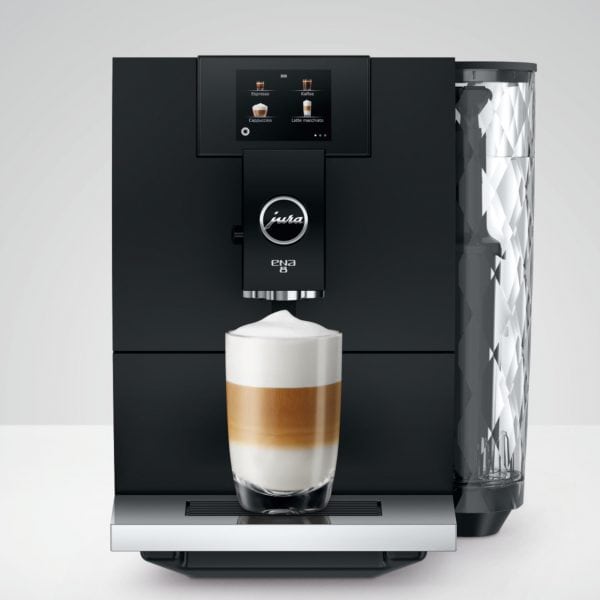 Latte Macchiato aus der Jura ENA 8 in der Farbe Metropolitan Black