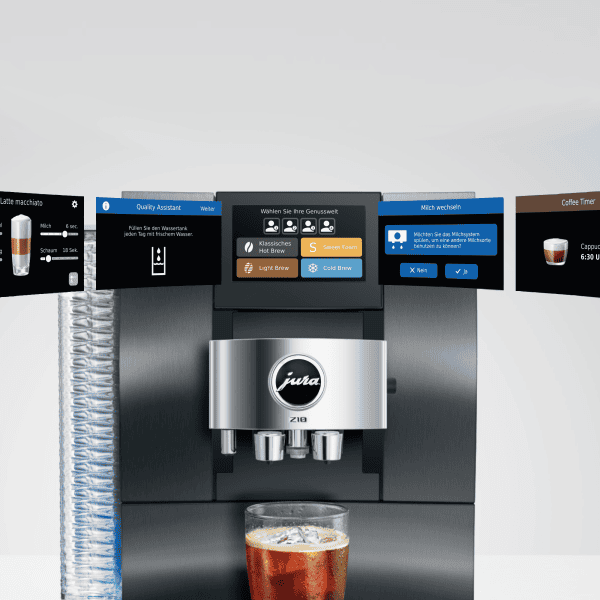 JURA Z10 Aluminium Black mit Kaffeetasse am Auslauf und Display in Funktion