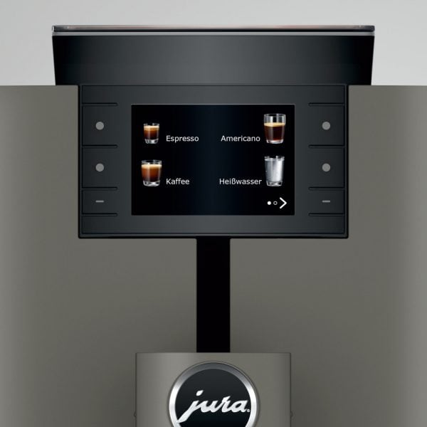 Detailaufnahme des Touchdisplays der JURA X4 mit Getränkewahl