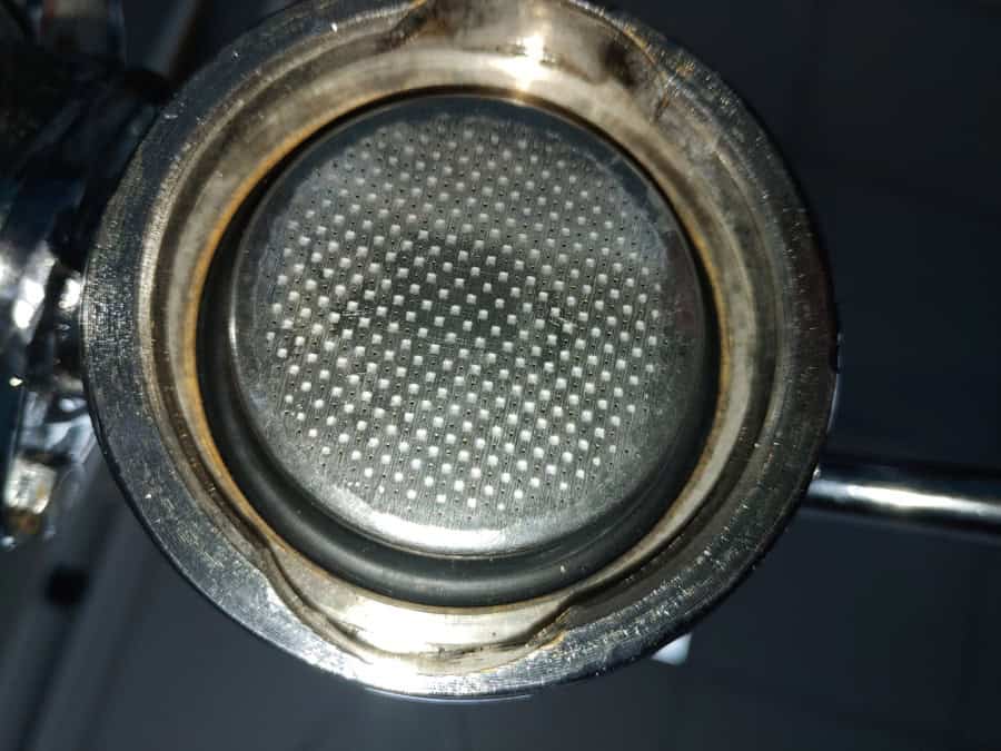 LaPavoni Handhebel Reparatur - Siebträger heizt nicht auf und baut keinen Druck auf 9 Duschensieb und Gruppendichtung dieser Pavoni wurden gewechselt