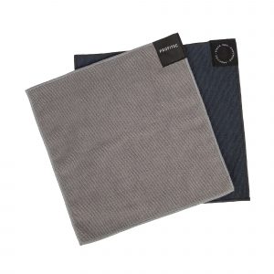 Profitec Baristatücher Grau und Blau im Set auf Espressomaschine