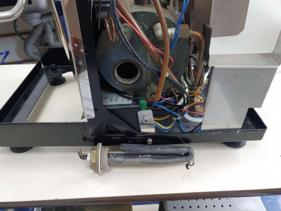 Die Heizung des Siebträgers hat einen Kurzschluss ausgelöst