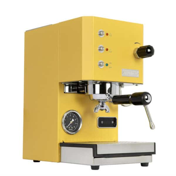 Profitec GO Yellow Gelb Siebträgermaschine schräg vorn links gesehen