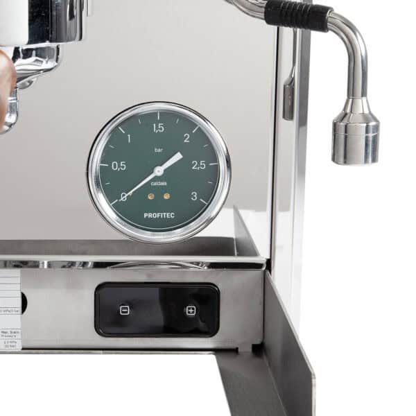 Profitec Pro 800 Manometer grün Nahaufnahme