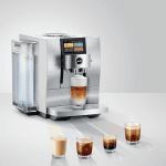 JURA Z10 Aluminium White mit vier Kaffeespezialitäten nebeneinander