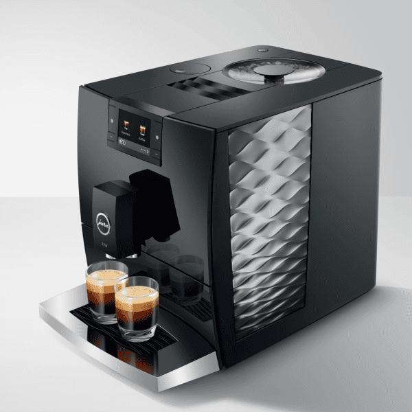 Seitenansicht der JURA C9 Piano Black (EA) mit Wassertank und Aromamahlwerk