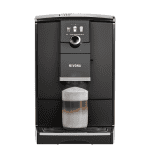 NIVONA NICR 790 bereitet Latte Macchiato mit Milchschaum zu