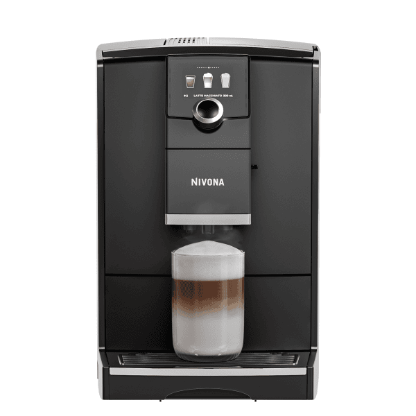 NIVONA NICR 790 bereitet Latte Macchiato mit Milchschaum zu