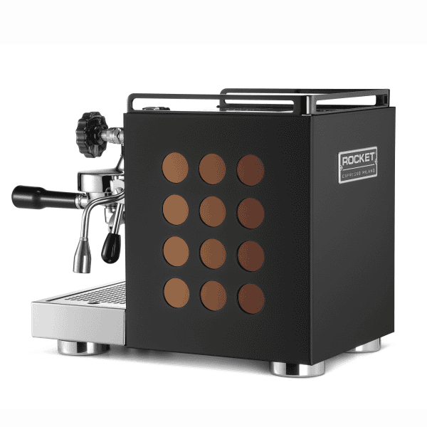 Rocket Appartamento Black Copper diagonale Ansicht – Siebträgermaschine aus Edelstahl