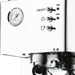 Quickmill Orione 0300 Siebträgermaschine Frontansicht mit Manometer